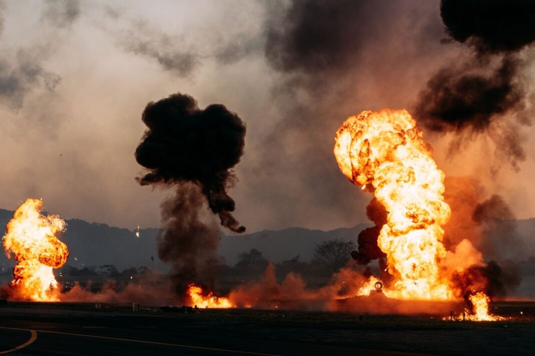 RSS alleges petrol bomb attack at its Ranchi office RSS alleges petrol bomb attack at its Ranchi office