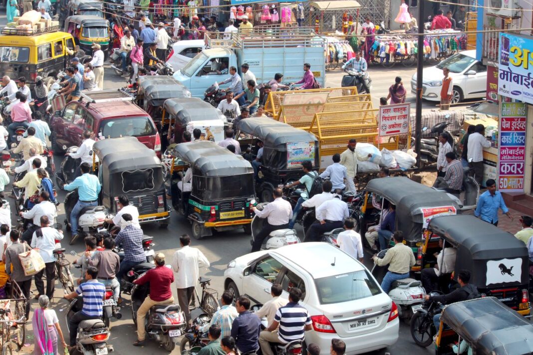 Police propose measures to tackle Kochi city’s traffic woes on a war footing Police propose measures to tackle Kochi city’s traffic woes on a war footing